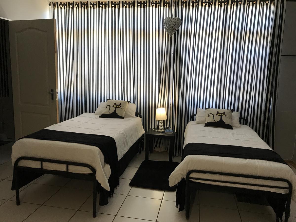 Sondela Bed & Breakfast Aliwal North Εξωτερικό φωτογραφία